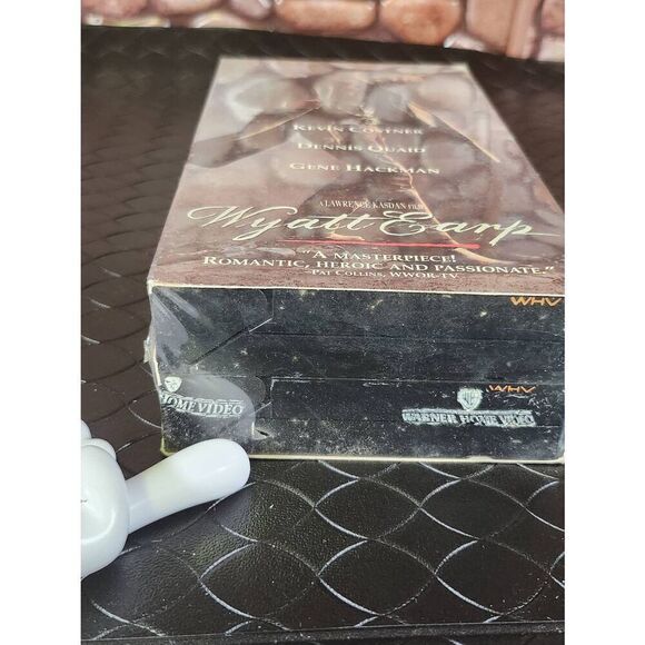 Wyatt Earp VHS Tape Sealed - Picture 5 of 6